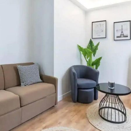 Roses Appartement Proche Sacree-Coeur/Montmarte Paris Exterior photo